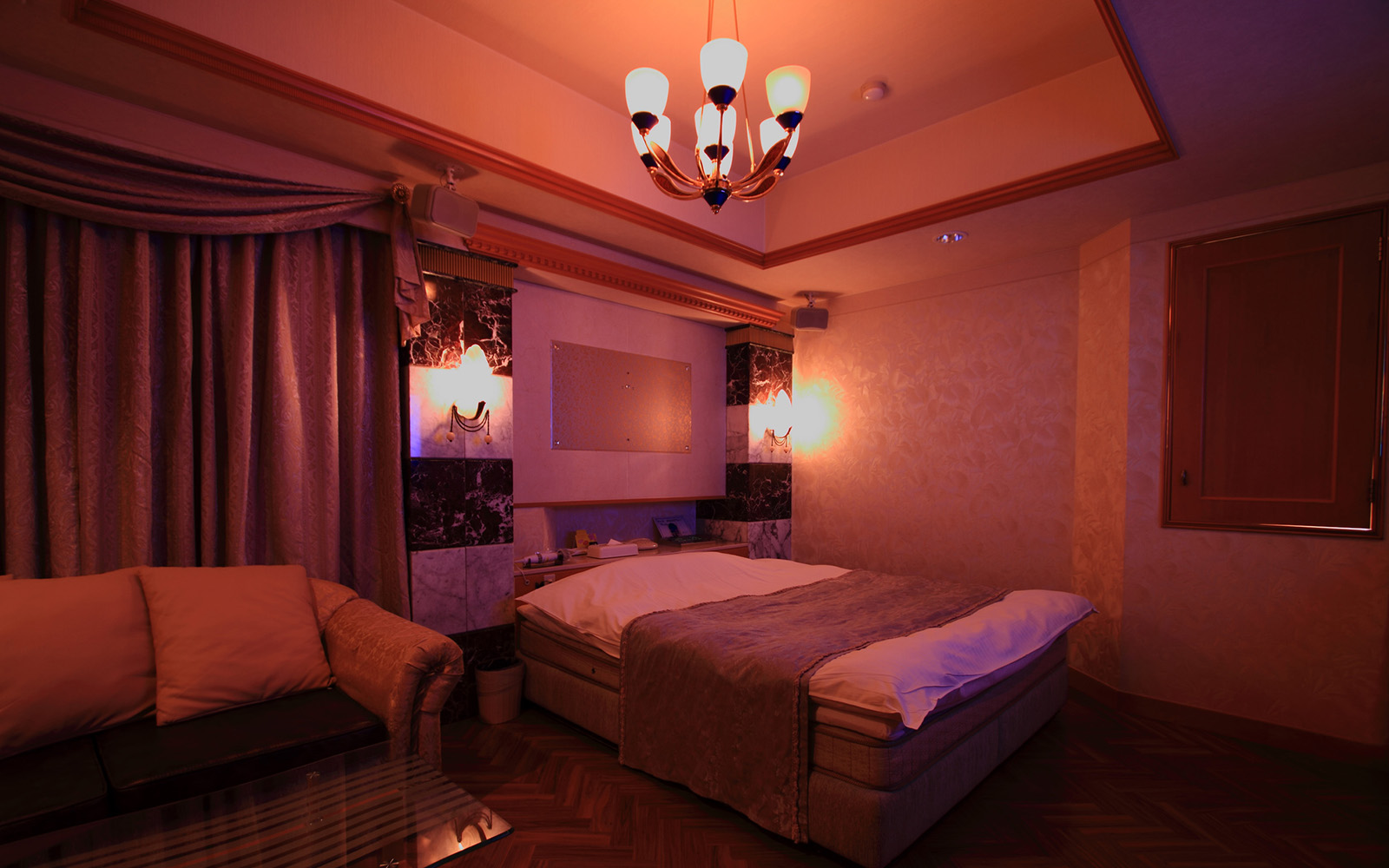 Love Hotel (khách sạn tình yêu) love-hotel